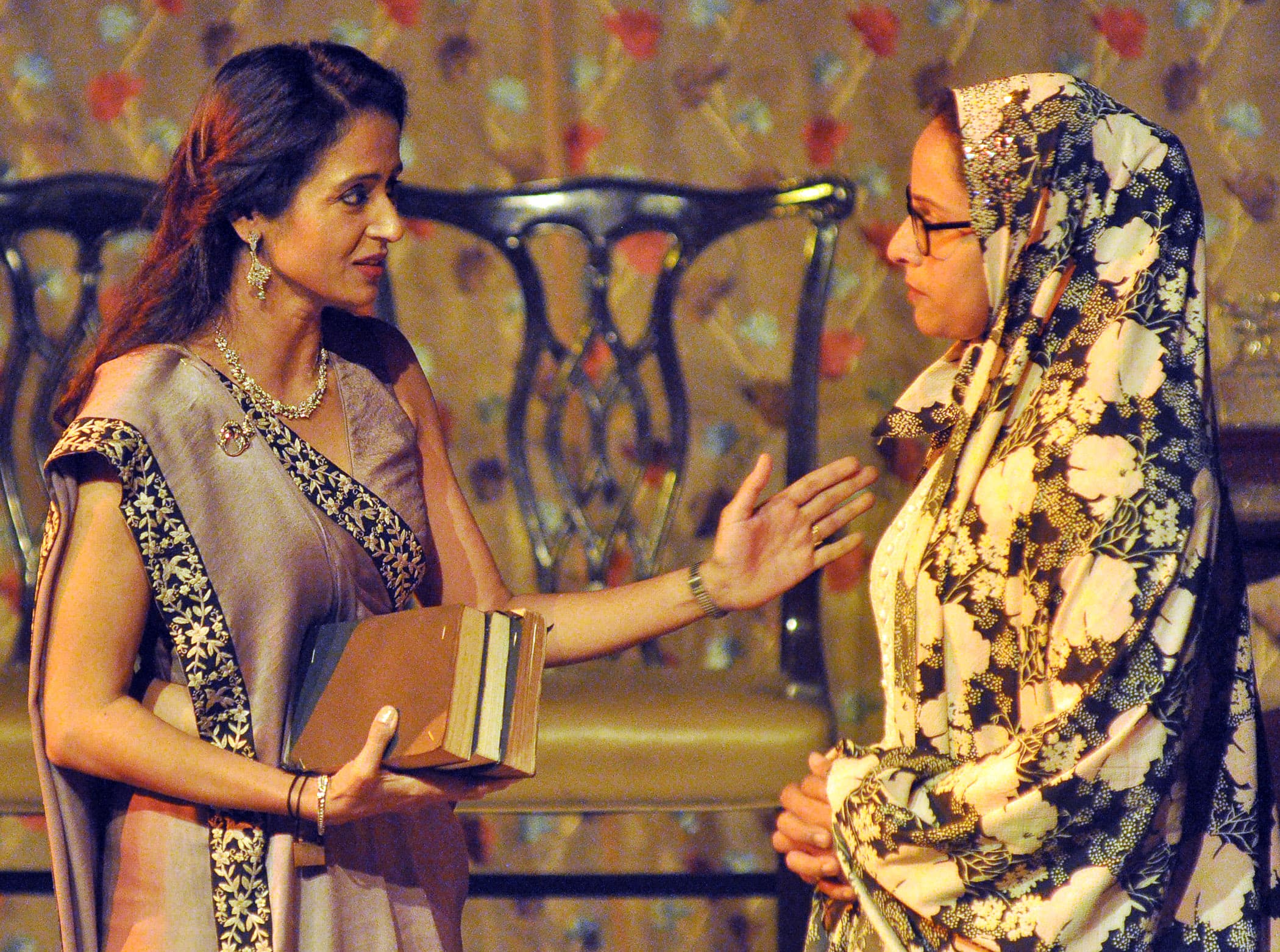 Bombay Flower gallery image 5